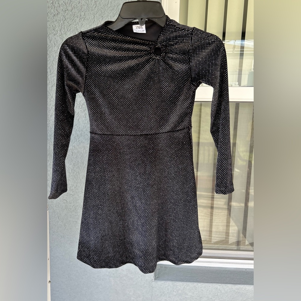 Girl’s Zara A-line Sparkly Glitter Key Hole Detail Dress Size 9